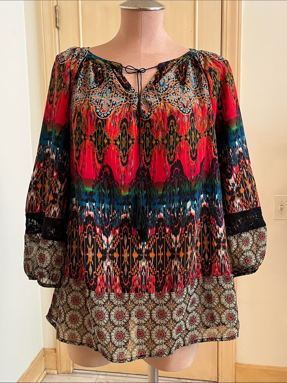 FIGUEROA & FLOWER Boho Fairy Multi Print Black Lace Tassel Peasant Blouse SZ L